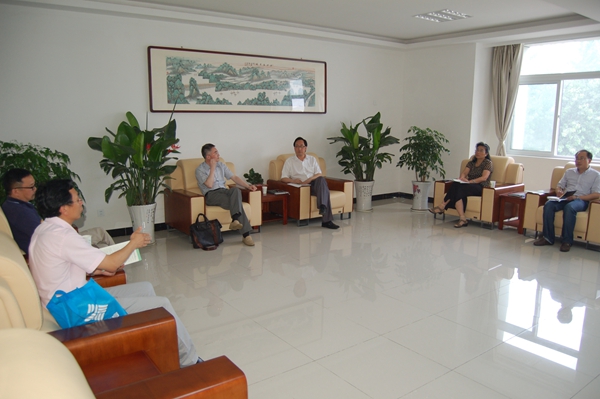 省考试院领导来我院指导自学考试学习服务中心