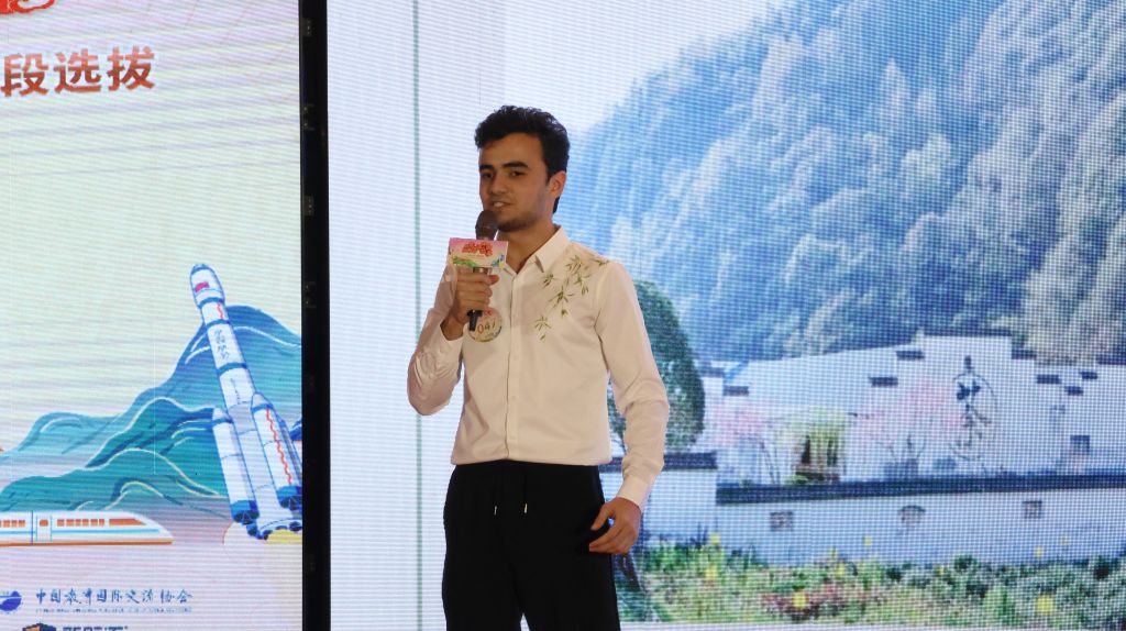 兴杰比赛照片.jpg