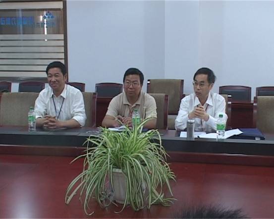 龙鑫集团董事长_赣州龙鑫华城户型图(3)